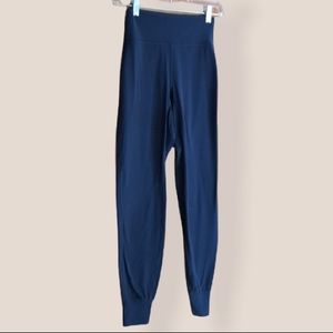 Lululemon High-Rise Jogger Blue size 2